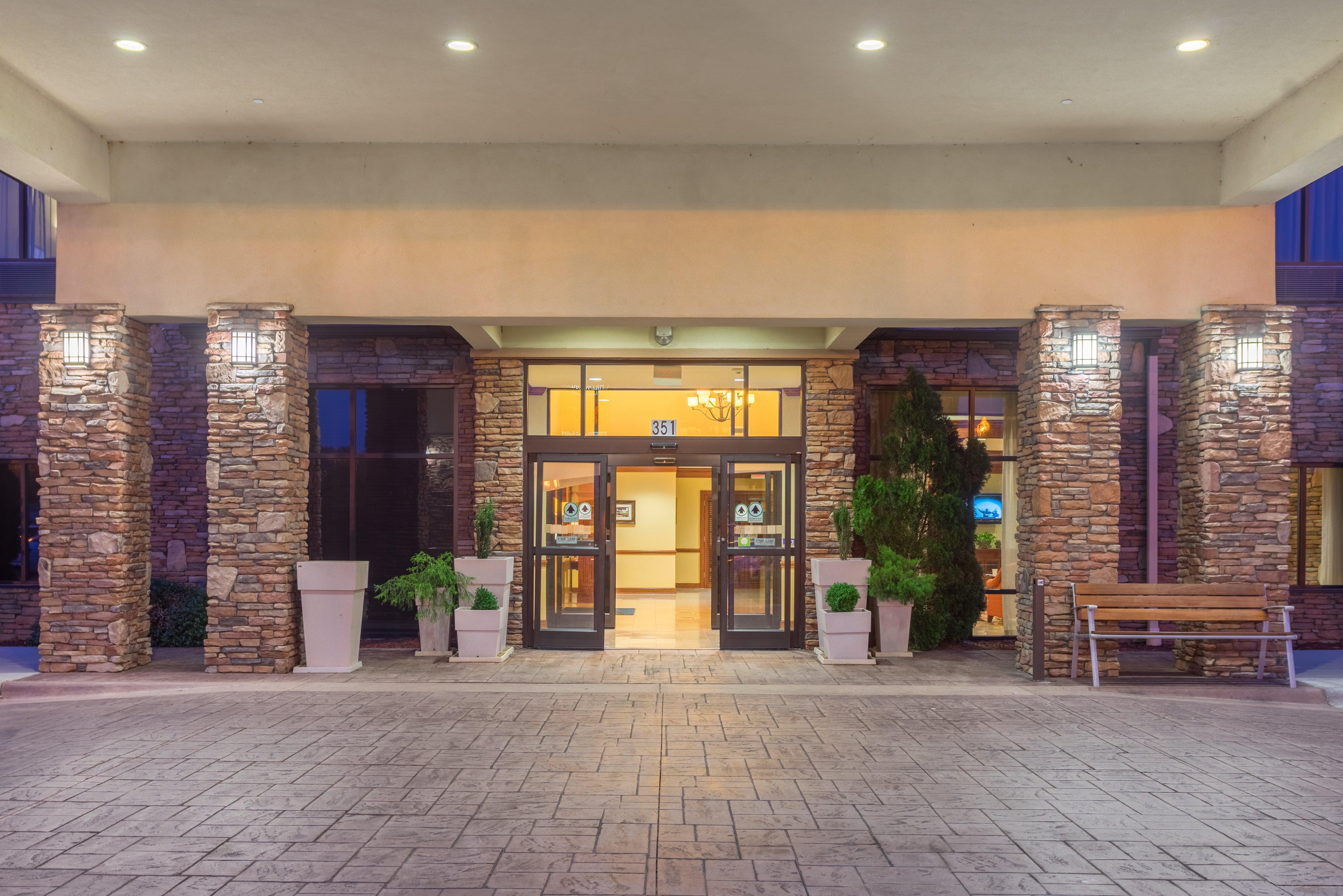 Holiday Inn Express & Suites Lexington North West-The Vineyard By Ihg Exterior foto